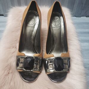 Tory Burch Embossed heel shoe